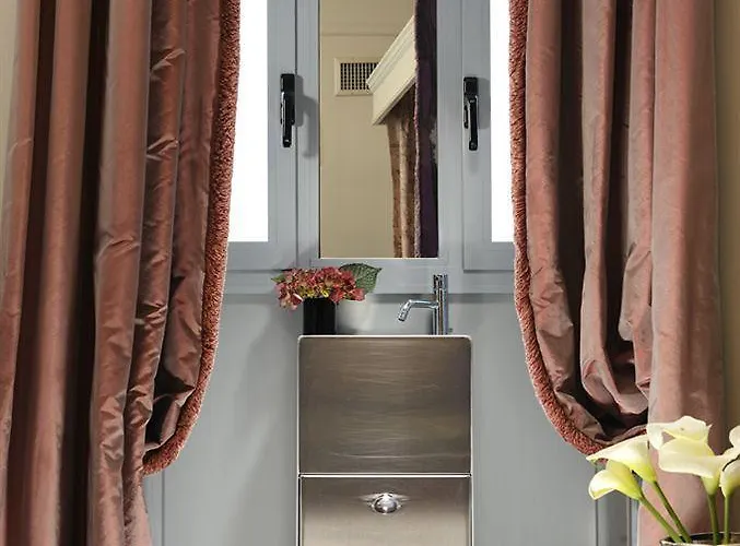 西斯廷娜卡萨赫贝拉特酒店