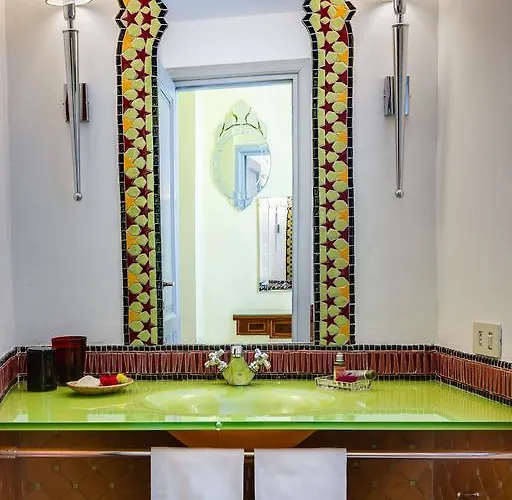 西斯廷娜卡萨赫贝拉特酒店 4*